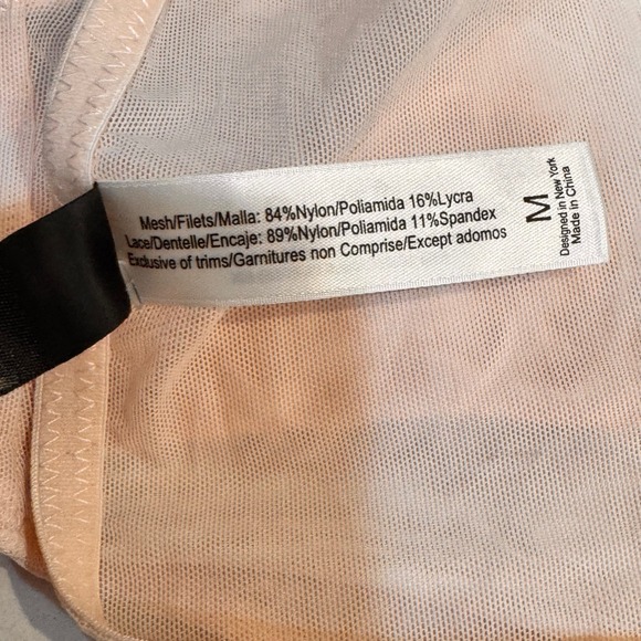 NWT Victorias Secret Red Heart Print Satin Demi‎ Bra White Red Bow XL Valentines - Picture 11 of 11